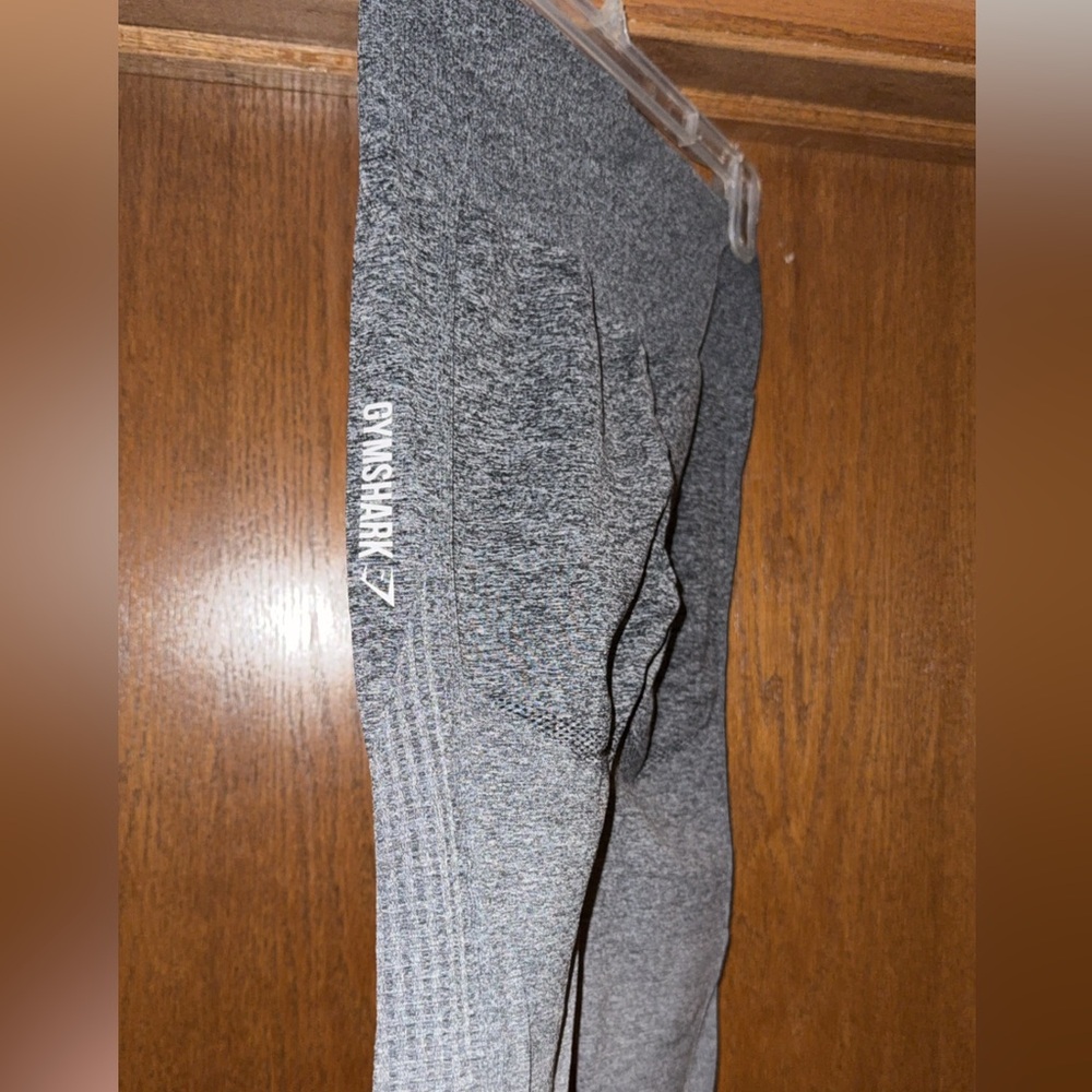 Gymshark Heather Gray Women's Leggings Size Medium - Picture 3 of 6